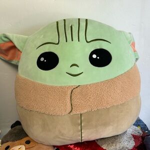 24” Squishmallow! Baby Yoda! Star Wars! Never used.